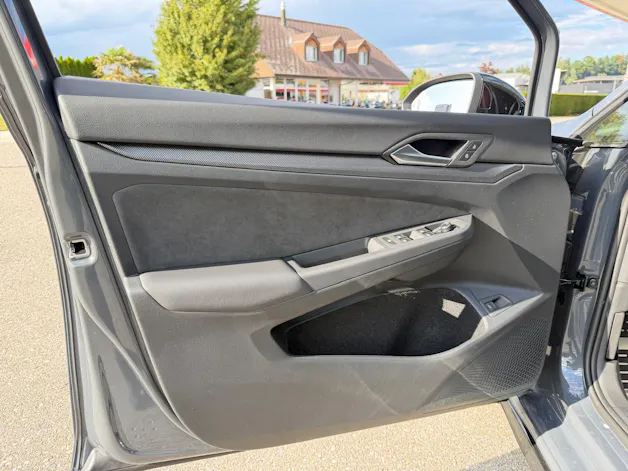 VW Golf Variant 2.0 TSI R-Line DSG 4 Motion