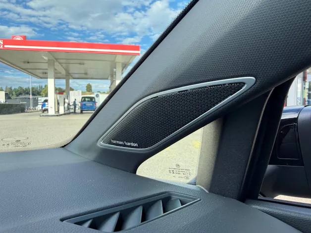 VW Golf Variant 2.0 TSI R-Line DSG 4 Motion