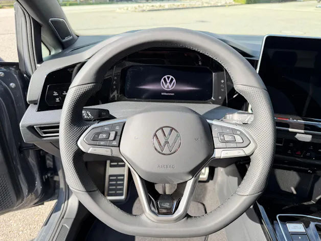 VW Golf Variant 2.0 TSI R-Line DSG 4 Motion
