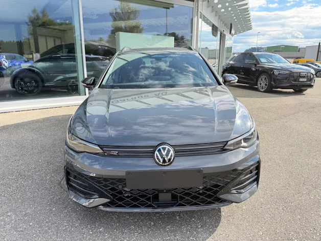 VW Golf Variant 2.0 TSI R-Line DSG 4 Motion