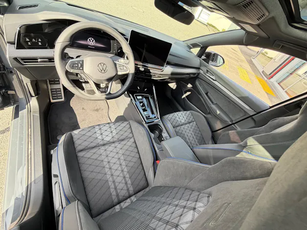 VW Golf Variant 2.0 TSI R-Line DSG 4 Motion