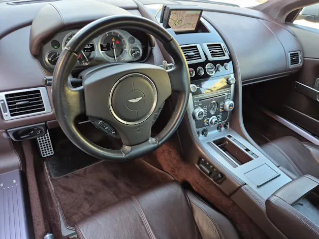 ASTON MARTIN DB9 Touchtronic 2
