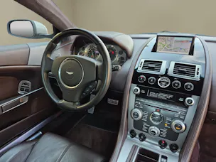 ASTON MARTIN DB9 Touchtronic 2