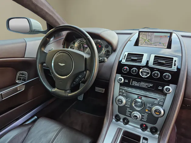 ASTON MARTIN DB9 Touchtronic 2