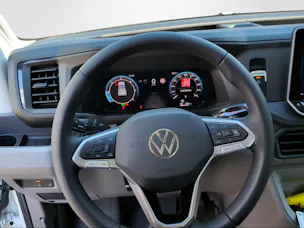 VW Crafter 35 DOKA 3640 177PS Aut 4M 2000ccm 177PS/130kW 4 Zylinder Bi-TDI Common Rail