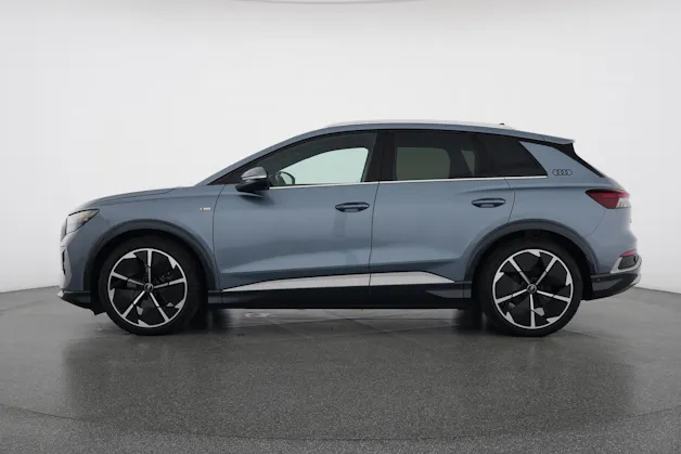 AUDI Q4 e-tron 50 quattro