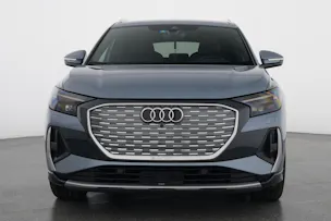 AUDI Q4 e-tron 50 quattro