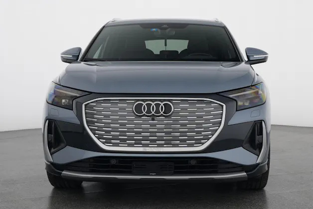 AUDI Q4 e-tron 50 quattro