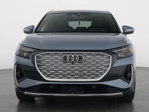 AUDI Q4 e-tron 50 quattro