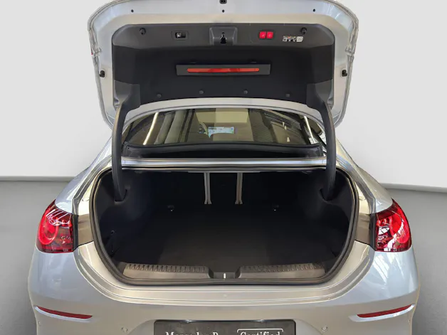 MERCEDES-BENZ CLA 350 Progressive 4MATIC EQ