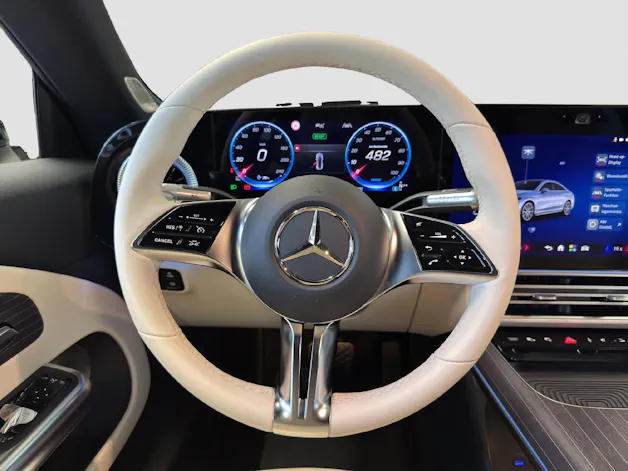 MERCEDES-BENZ CLA 350 Progressive 4MATIC EQ