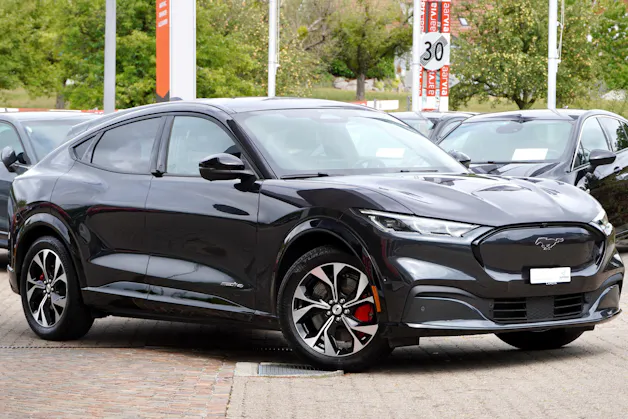 FORD Mustang MACH-E Premium AWD 72.6 kWh