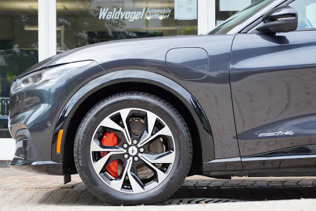 FORD Mustang MACH-E Premium AWD 72.6 kWh