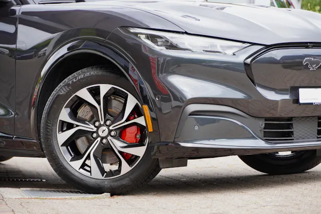 FORD Mustang MACH-E Premium AWD 72.6 kWh