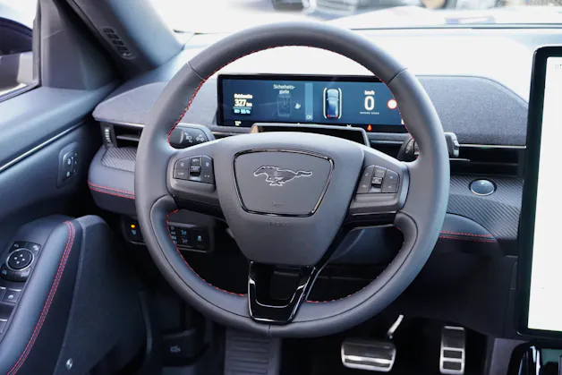 FORD Mustang MACH-E Premium AWD 72.6 kWh