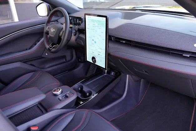 FORD Mustang MACH-E Premium AWD 72.6 kWh