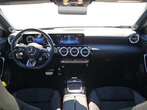 MERCEDES-BENZ A AMG 35 4Matic 8G-DCT