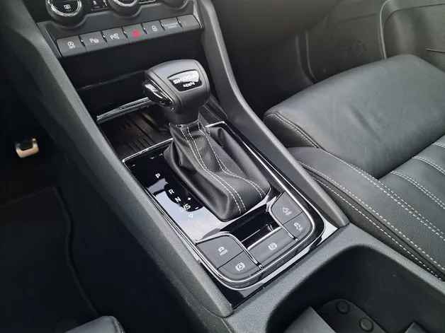SKODA Karoq 2.0 TSI SportLine 4x4 DSG