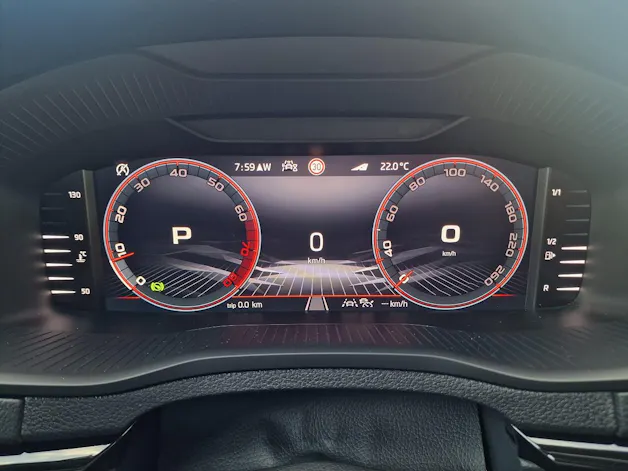 SKODA Karoq 2.0 TSI SportLine 4x4 DSG