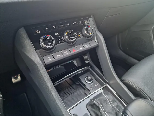 SKODA Karoq 2.0 TSI SportLine 4x4 DSG