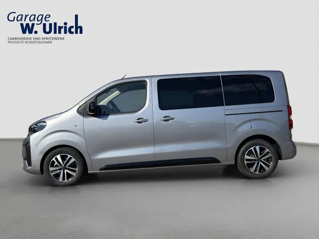 PEUGEOT Traveller Std. Family Ed. 2.2 BHDI 180 PS EAT 8