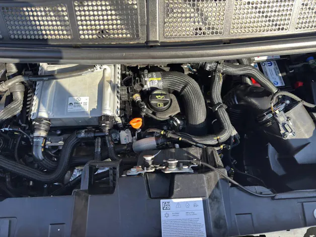 PEUGEOT Traveller Std. Family Ed. 2.2 BHDI 180 PS EAT 8