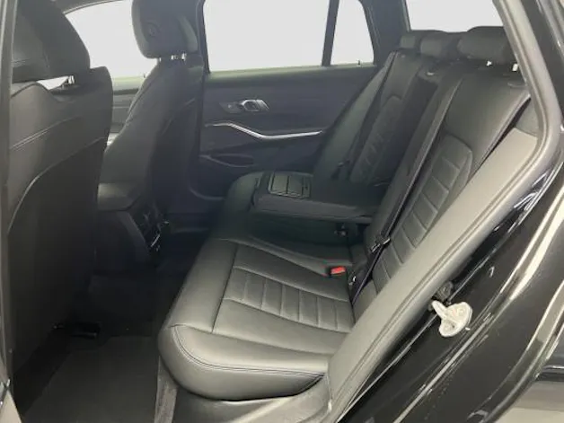 BMW 330d xDr 48V T M SportPro