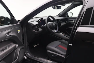 https://vehicle.imgix.net/4447825/fd04a1a6-9a2c-4d5f-8e37-51aab2231700.JPG
