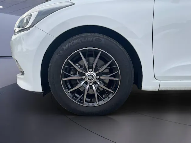 HYUNDAI i20 1.0 T-GDi 120 Amplia