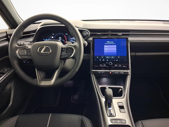 Fahrzeugbild LEXUS LBX