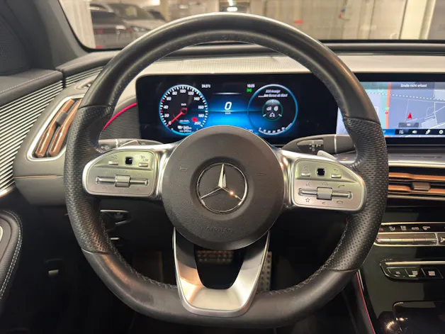 MERCEDES-BENZ EQC 400 AMG Line 4Matic
