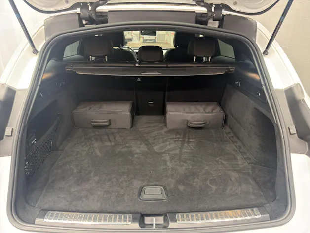 MERCEDES-BENZ EQC 400 AMG Line 4Matic