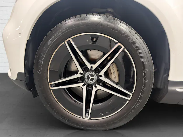 MERCEDES-BENZ EQC 400 AMG Line 4Matic