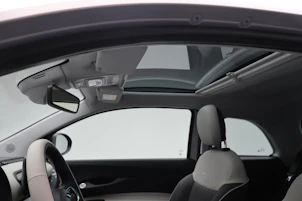 Fahrzeugbild FIAT 500 La Prima