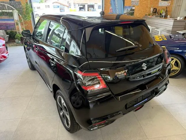 Suzuki Swift 1.2 Piz Sulai Top Hybrid 4x4