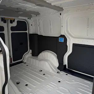 Kia PV5 Cargo 51.5 kWh Plus
