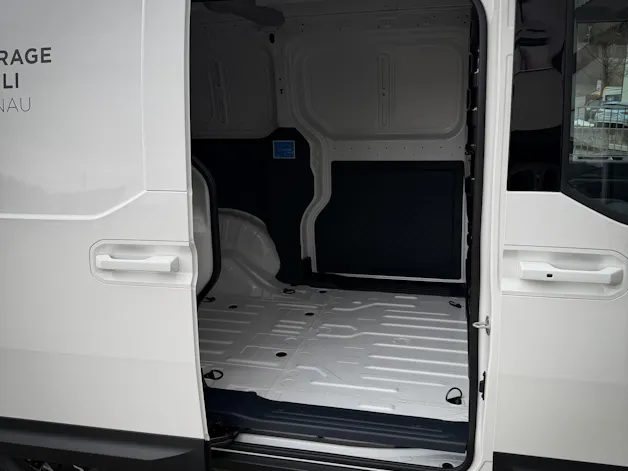 Kia PV5 Cargo 51.5 kWh Plus