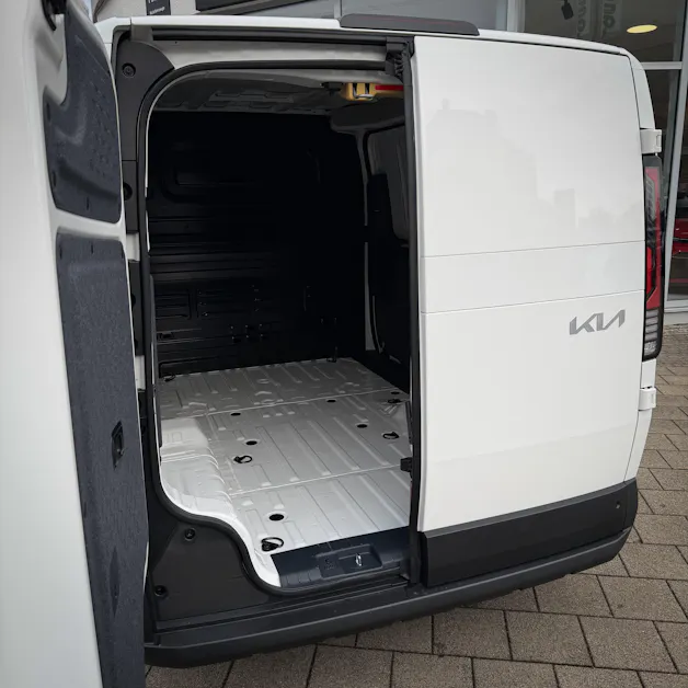 Kia PV5 Cargo 51.5 kWh Plus