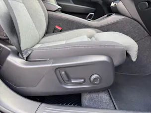 VOLVO XC40 2.0 B3 MH Plus Dark