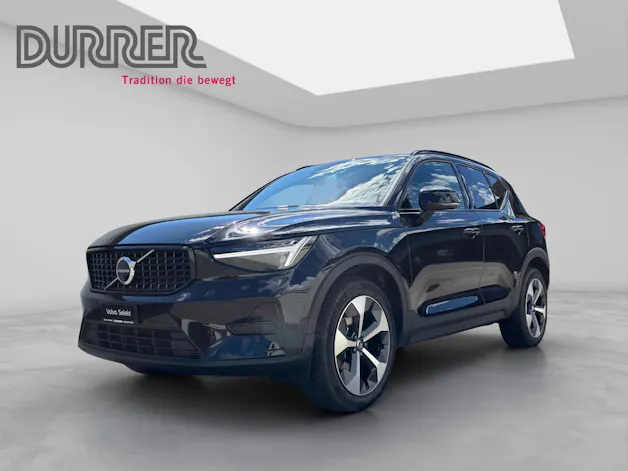 VOLVO XC40 2.0 B3 MH Plus Dark