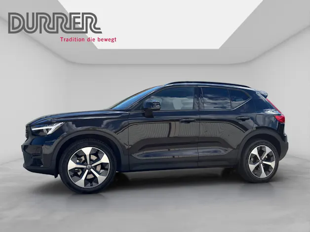 VOLVO XC40 2.0 B3 MH Plus Dark