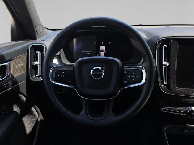 VOLVO XC40 2.0 B4 MH Plus Dark