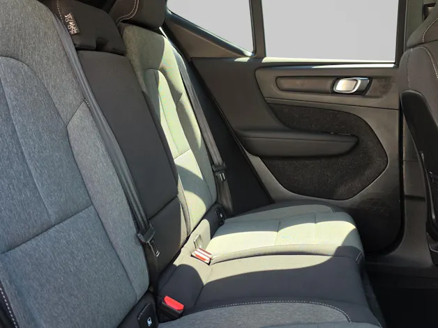 VOLVO XC40 2.0 B4 MH Plus Dark