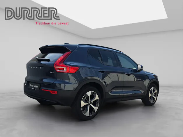 VOLVO XC40 2.0 B4 MH Plus Dark