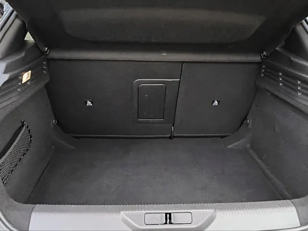 PEUGEOT 308 1.2 Hybrid GT