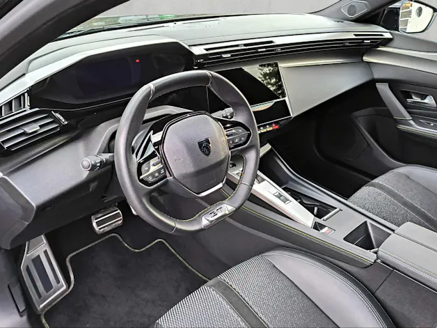 PEUGEOT 308 1.2 Hybrid GT