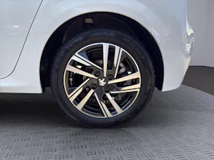 PEUGEOT 208 1.2 PureTech 100 Allure Pack
