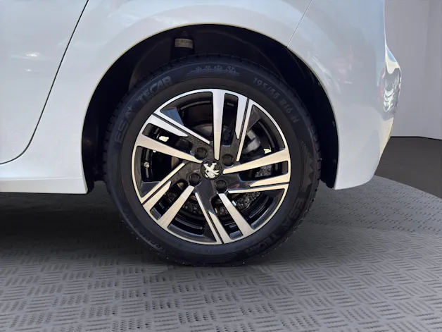 PEUGEOT 208 1.2 PureTech 100 Allure Pack