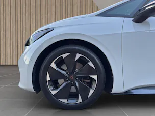 CUPRA Born e-Boost 77kWh
