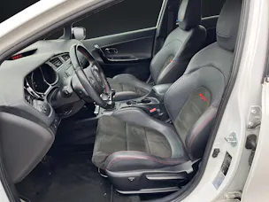Kia Cee'd 1.6 GDi Turbo GT